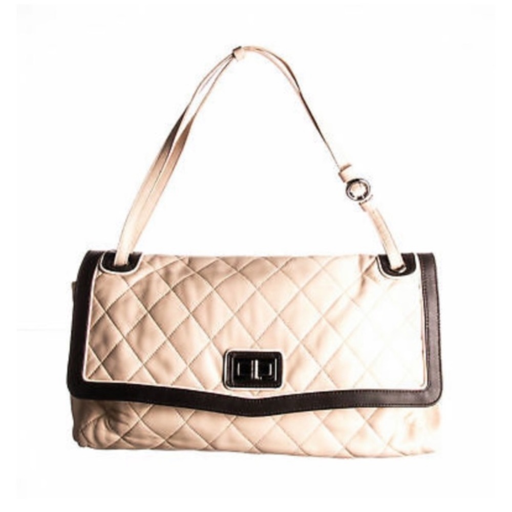 💯 authentic lambskin CHANEL bag - Picture 1 of 8